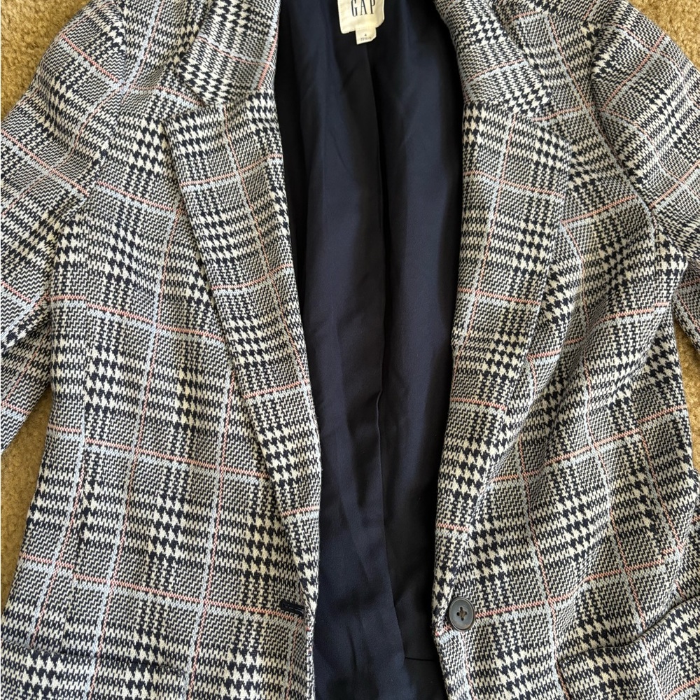 Only worn once Gap Blazer